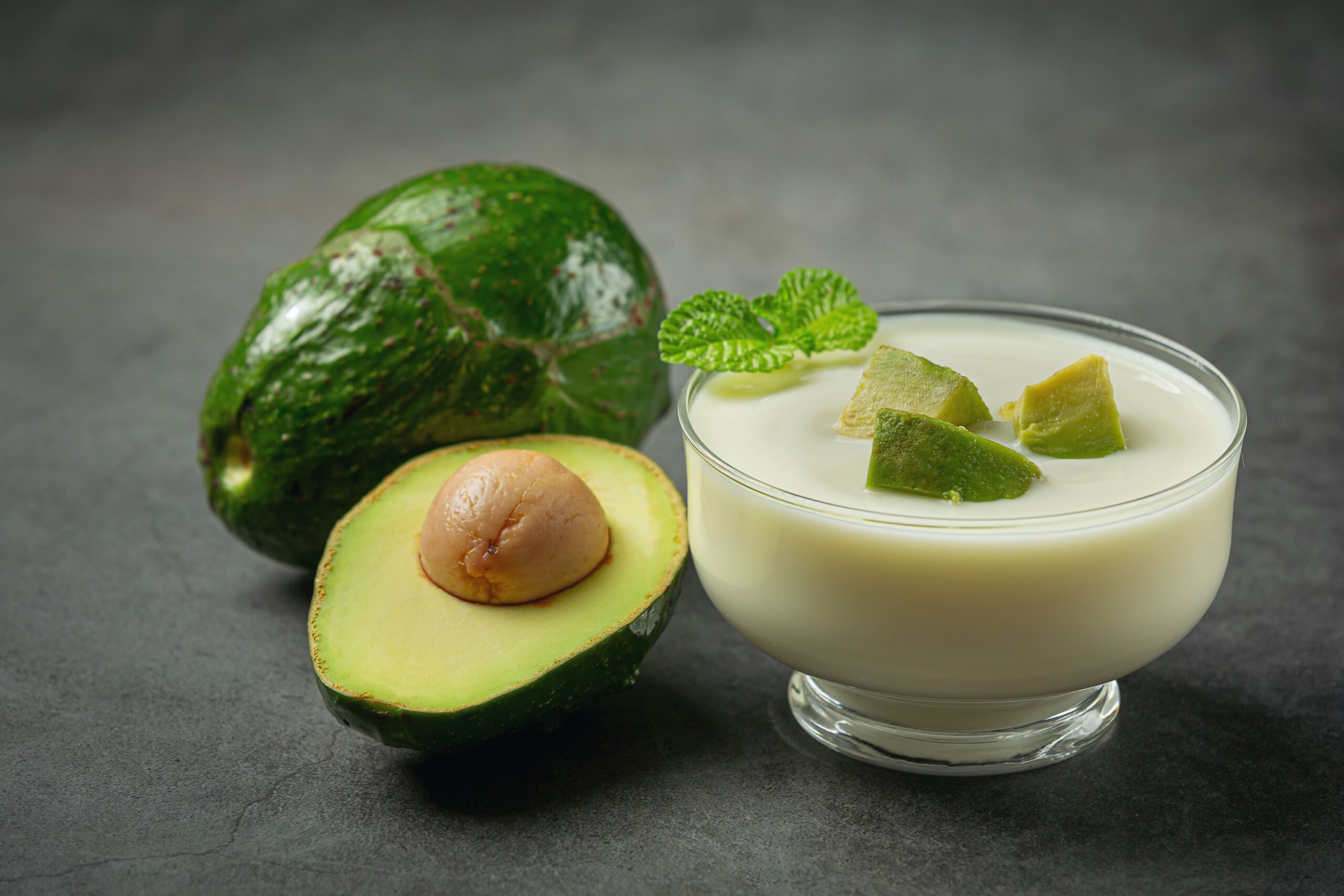 Avocado Smoothies – healthy and juicy recipe